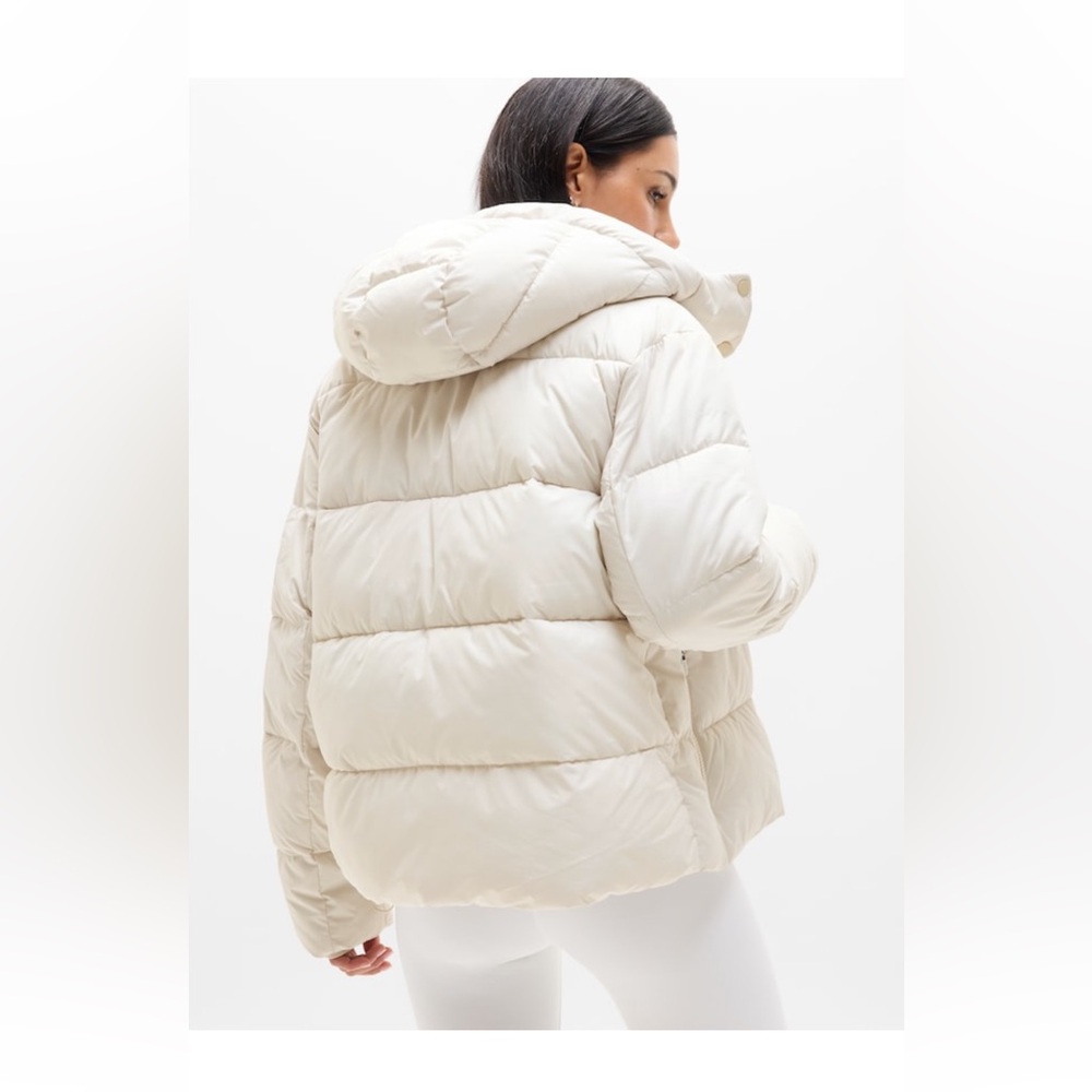 NWT Athleta Bone Stratus Puffer Jacket, Small coat hooded ivory - Picture 4 of 15
